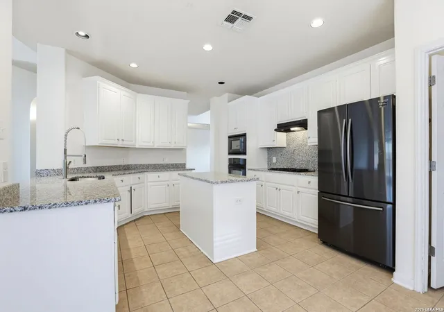 Photo 2 of Single family home for sale at 3415 Highline, San Antonio, TX 78261 | MLS# 1992229 | Listing updated on 2026-07-29