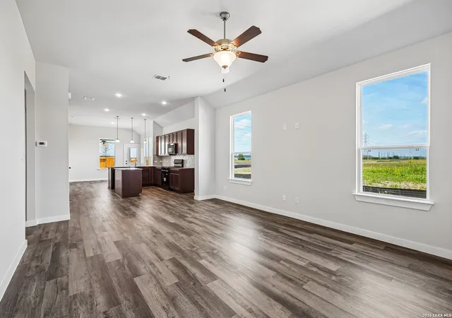 Photo 4 of Single family home for sale at 8640 Merlin Cv, San Antonio, TX 78218 | MLS# 1992244 | Listing updated on 2026-07-09