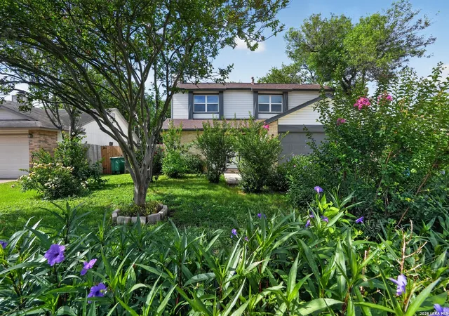 Homes for sale in San Antonio, TX | 9814 Broad Forest St, San Antonio, TX 78250 | MLS# 1992303