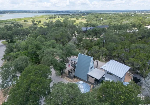 Photo 1 of Single family home for sale at 1067 Fuller Dr, Canyon Lake, TX 78133 | MLS# 1992348 | Listing updated on 2026-07-02