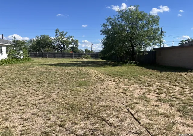 Homes for sale in San Angelo, TX | 417 W Avenue X, San Angelo, TX 76903 | MLS# 1992360