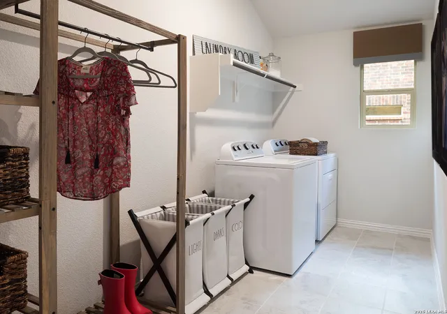 8th image of 213 Bark Hollow Ave, Cibolo, TX 78108 | MLS# 1992431