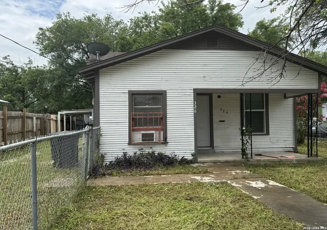 Homes for sale in San Antonio, TX | 326 Stonewall St, San Antonio, TX 78214 | MLS# 1992490