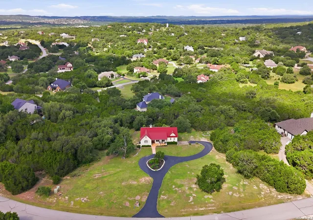 5th image of 30559 Saddleridge Dr, Bulverde, TX 78163 | MLS# 1992499