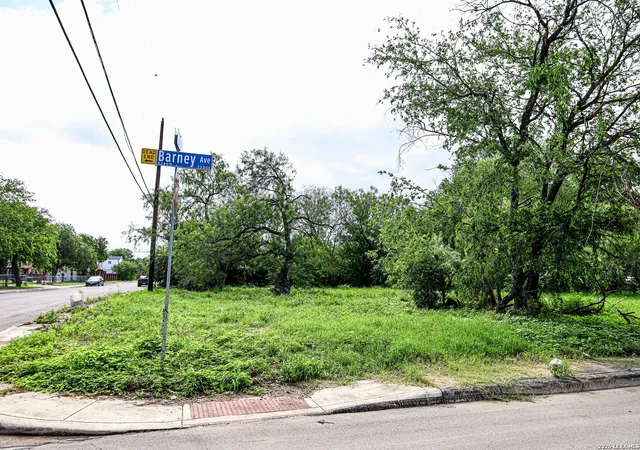 2nd image of 2406 Barney Ave, San Antonio, TX 78237 | MLS# 1992500