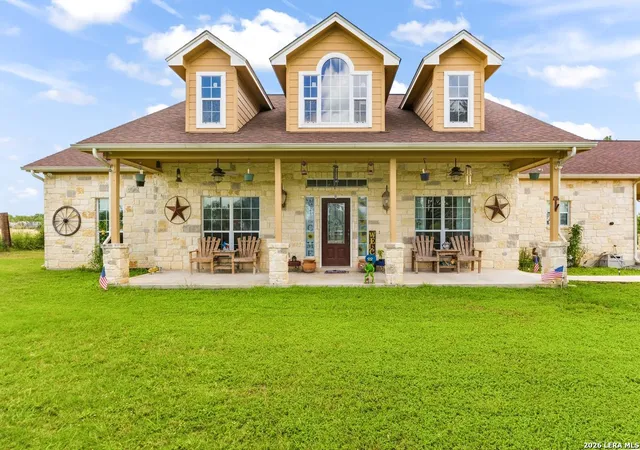 Photo 3 of Sale Pending at 16306 Somerset Rd Unit 2, Von Ormy, TX 78073 | MLS# 1992533 | Listing updated on 2026-09-04