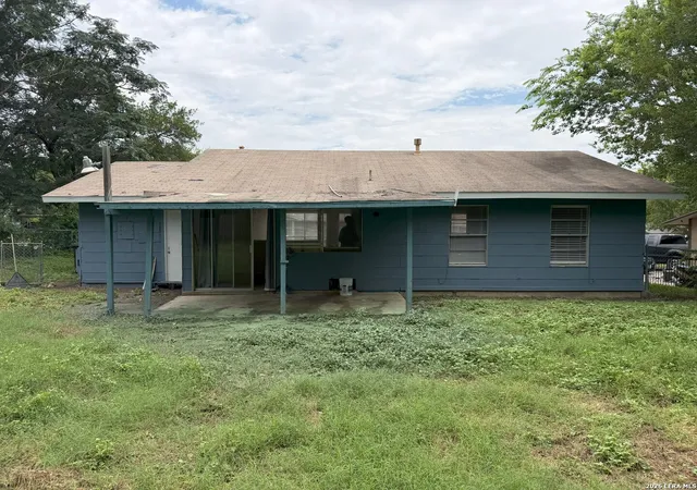 Homes for sale in San Antonio, TX | 8615 Standing Rock St, San Antonio, TX 78242 | MLS# 1992560