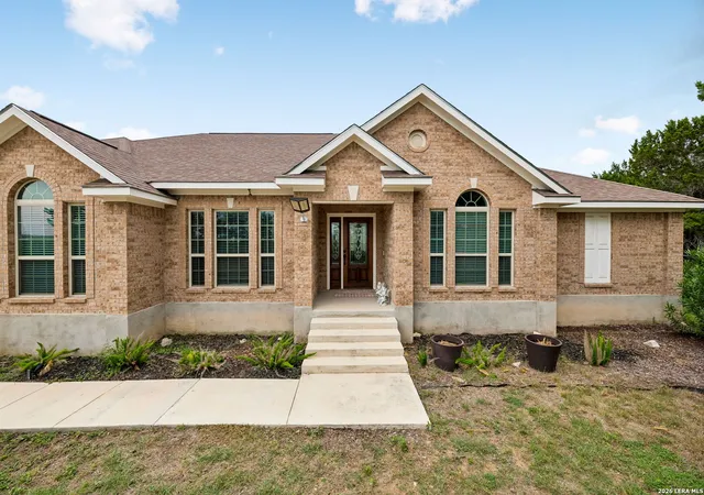 3rd image of 1544 County Road 2801 E, Mico, TX 78056 | MLS# 1992570