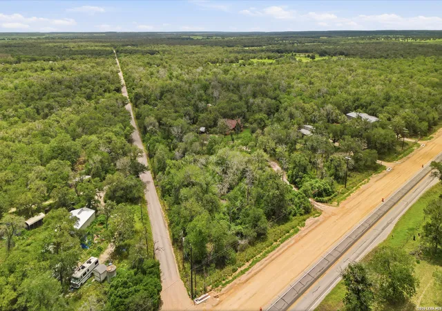 Homes for sale in Stockdale, TX | 8606 State Hwy 123 N, Stockdale, TX 78160 | MLS# 1992584