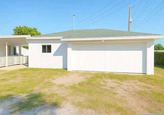 Homes for sale in San Antonio, TX | 1266 W Elsmere Pl, San Antonio, TX 78201 | MLS# 1992639