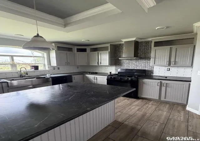 Photo 3 of Sale Pending at 740 County Rd 211, Ganado, TX 77962 | MLS# 1992659 | Listing updated on 2026-08-29