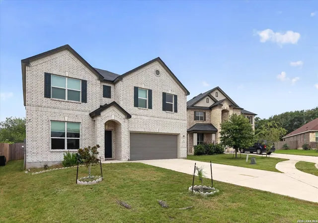Photo 3 of Single family home for sale at 311 Carlito Cv, Universal City, TX 78148 | MLS# 1992679 | Listing updated on 2026-09-14