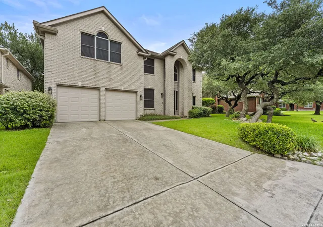 Photo 1 of Sale Pending at 906 Elkins Lk, San Antonio, TX 78260 | MLS# 1992728 | Listing updated on 2026-08-06