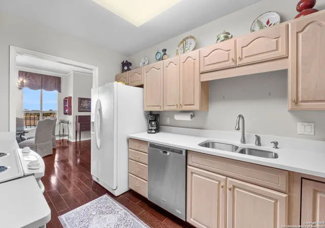 Homes for sale in San Antonio, TX | 1 Towers Park Ln #711, San Antonio, TX 78209 | MLS# 1992735