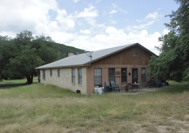 4th image of 898 Old Rocksprings Road, Leakey, TX 78873 | MLS# 1992748