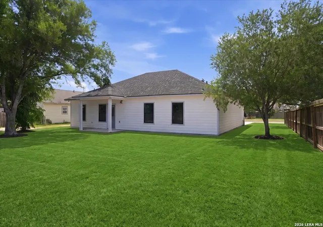 Photo 31 of Single family home for sale at 903 E Bowie St, Beeville, TX 78102 | MLS# 1992762 | Listing updated on 2026-09-27