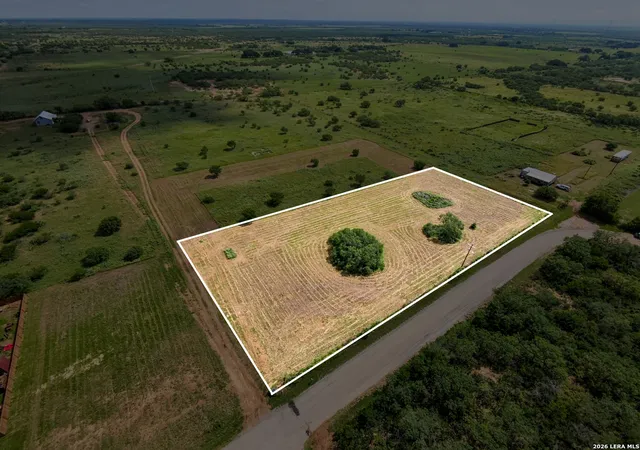 3rd image of Tbd Cr 1629/Hillcrest Dr, Moore, TX 78057 | MLS# 1992770