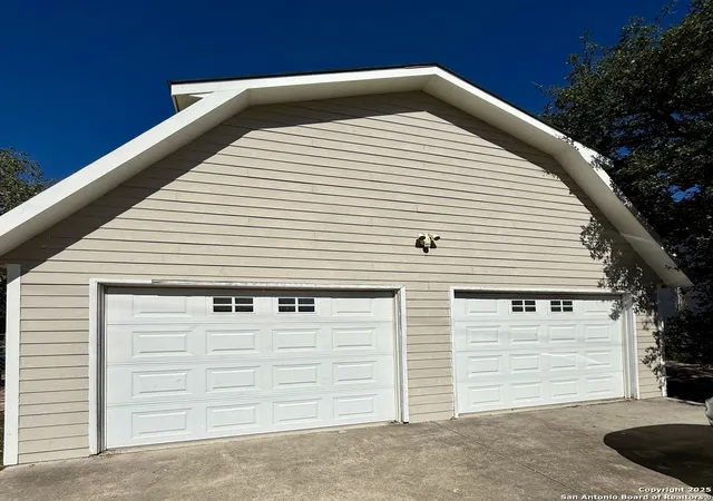 Homes for sale in Kenedy, TX | 323 S 6th, Kenedy, TX 78119 | MLS# 1992790
