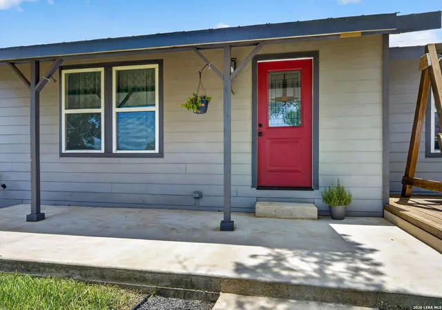 Photo 3 of Sale Pending at 5054 Odaniel, Seguin, TX 78155 | MLS# 1992820 | Listing updated on 2026-08-16