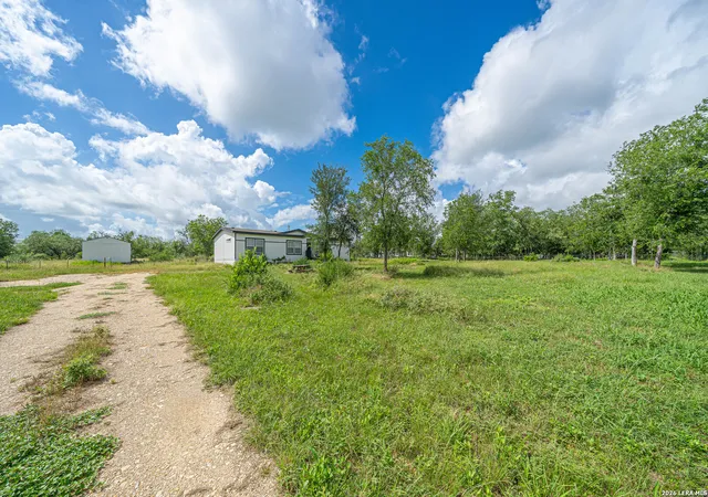 2nd image of 3433 Gander Slough, Kingsbury, TX 78638 | MLS# 1992841