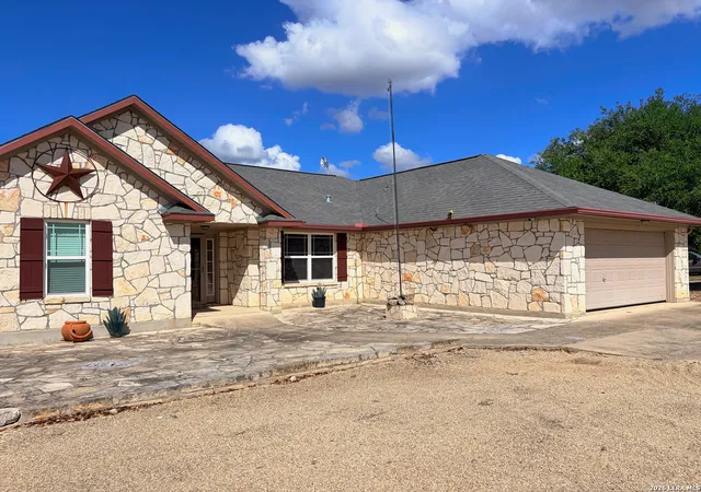 1st image of 129 Rapids Cir, Bandera, TX 78003 | MLS# 1992845