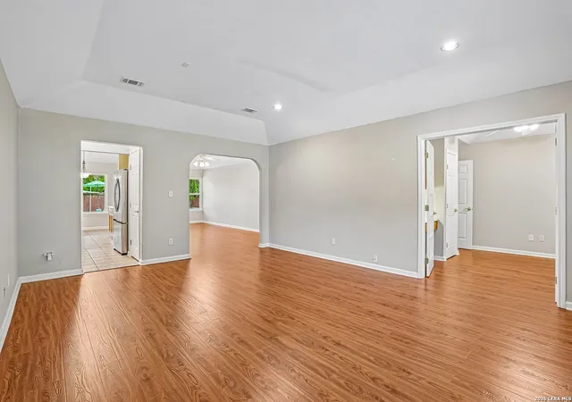 Photo 4 of Single family home for sale at 11914 Briarpath St, San Antonio, TX 78249 | MLS# 1992898 | Listing updated on 2026-09-16