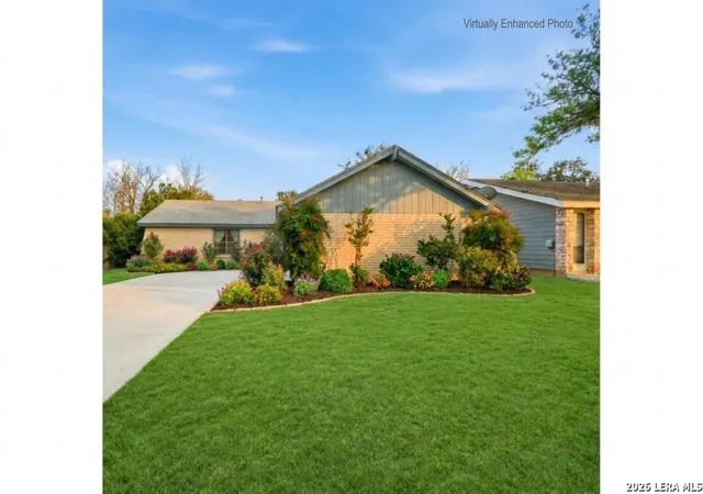 Photo 3 of Single family home for sale at 5018 Las Campanas St, San Antonio, TX 78233 | MLS# 1992900 | Listing updated on 2026-09-08