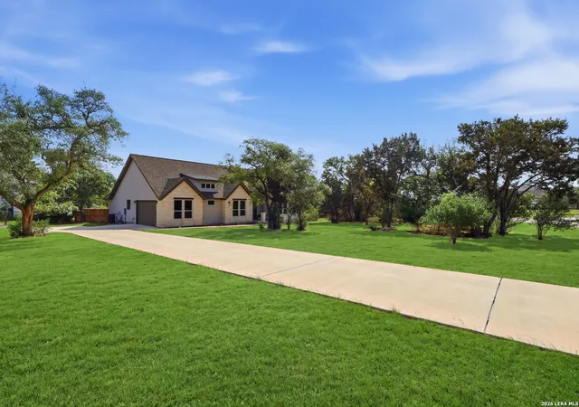 2nd image of 860 Rayner Ranch, Spring Branch, TX 78070 | MLS# 1992921