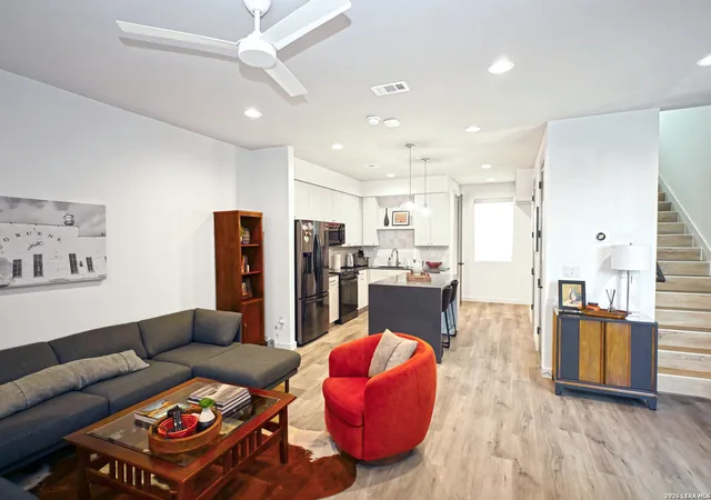 Listing Photo 1 - Condo for sale in building located at 1208 N Academy Ave, New Braunfels, TX 78130 - Unit # 3207