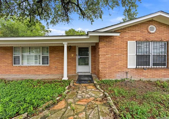 Photo 4 of Single family home for sale at 2735 Waleetka St, San Antonio, TX 78210 | MLS# 1992935 | Listing updated on 2026-06-29