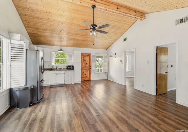 Homes for sale in Pipe Creek, TX | 957 Deer Forest Dr, Pipe Creek, TX 78063 | MLS# 1992966