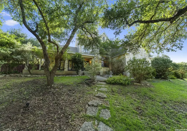 4th image of 211 Bentwood Dr, Spring Branch, TX 78070 | MLS# 1993011
