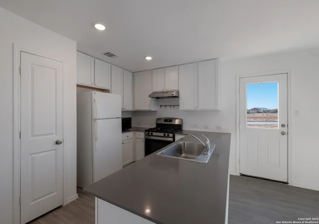 Photo 3 of Sale Pending at 20448 Red Coral, San Antonio, TX 78264 | MLS# 1993012 | Listing updated on 2026-08-20