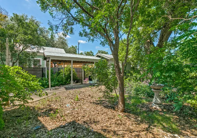 Photo 16 of Single family home for sale at 325 Cedar St, San Antonio, TX 78210 | MLS# 1993020 | Listing updated on 2026-10-07