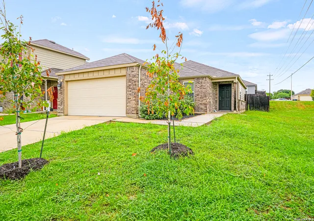 1st image of 244 Stevens, New Braunfels, TX 78130 | MLS# 1993028