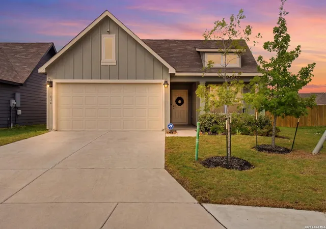 Homes for sale in New Braunfels, TX | 1634 Ruben Dr, New Braunfels, TX 78130 | MLS# 1993032