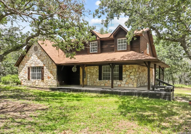 Single family home for sale at 336 Lost Trail, La Vernia, TX 78121 | MLS# 1993042 | Listing updated on 2026-10-06