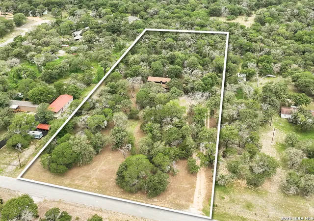 Single family home for sale at 336 Lost Trail, La Vernia, TX 78121 | MLS# 1993042 | Listing updated on 2026-10-06