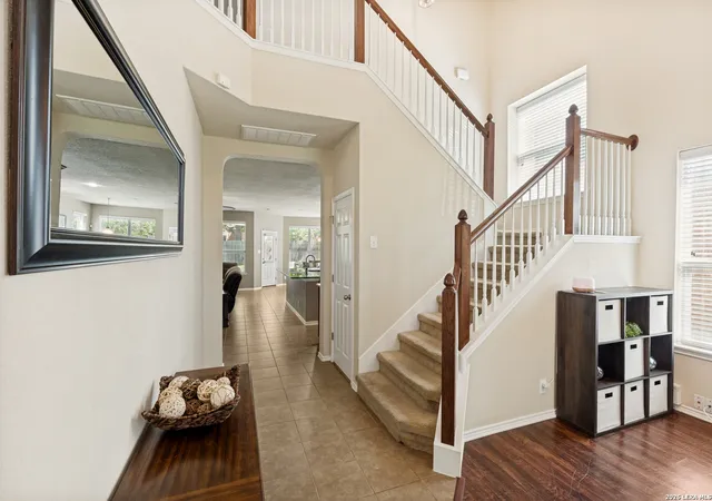 Photo 4 of Single family home for sale at 829 Marbella, Cibolo, TX 78108 | MLS# 1993046 | Listing updated on 2026-09-24