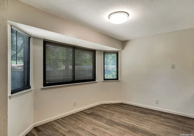 Photo 4 of Sale Pending at 14414 Briarledge, San Antonio, TX 78247 | MLS# 1993053 | Listing updated on 2026-08-30