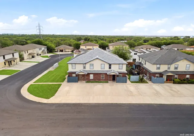 3rd image of 7642-7448 Windsor Oaks, San Antonio, TX 78239 | MLS# 1993058