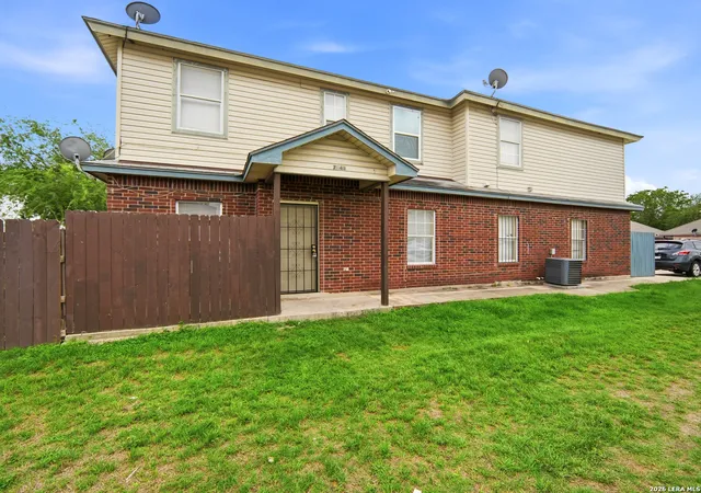 4th image of 7642-7448 Windsor Oaks, San Antonio, TX 78239 | MLS# 1993058
