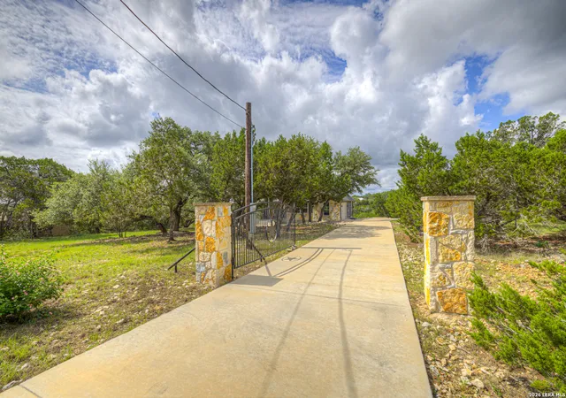 Photo 3 of Sale Pending at 562 Toye Blvd, Canyon Lake, TX 78133 | MLS# 1993078 | Listing updated on 2026-09-15