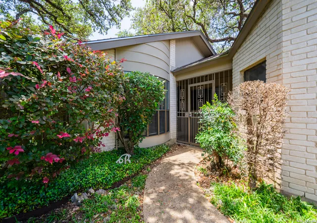 3rd image of 1010 E Bitters Rd, San Antonio, TX 78216 | MLS# 1993083