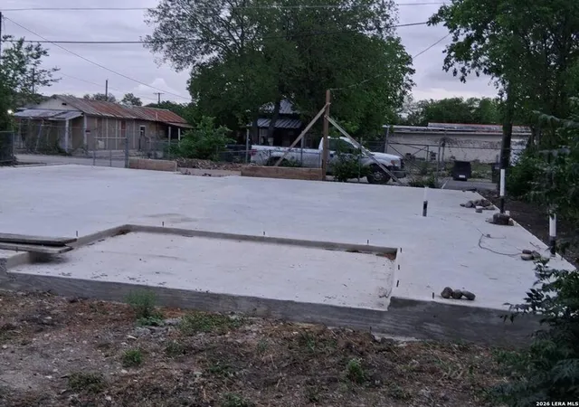 4th image of 411 Elvira St, San Antonio, TX 78207 | MLS# 1993089