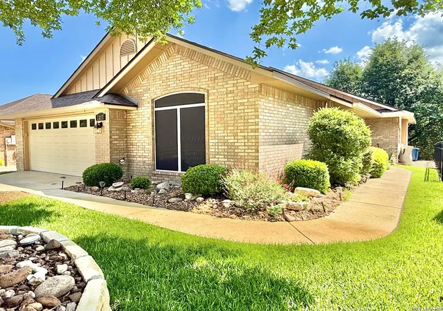 Homes for sale in Kerrville, TX | 1217 Victory, Kerrville, TX 78028 | MLS# 1993098