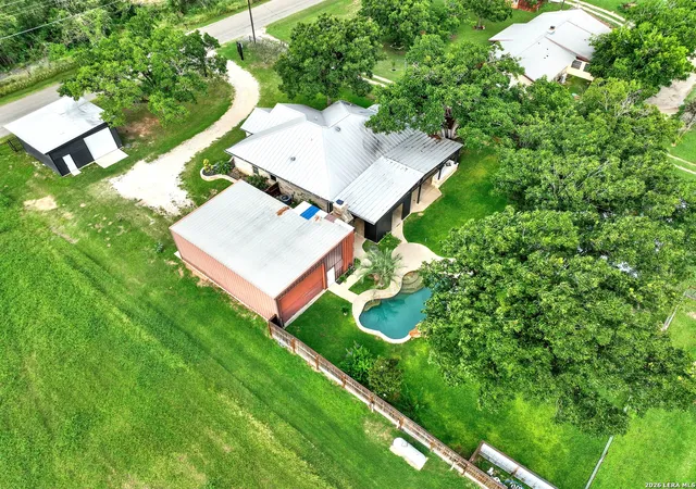 Photo 3 of Single family home for sale at 768 County Road 664, Devine, TX 78016 | MLS# 1993120 | Listing updated on 2026-09-06