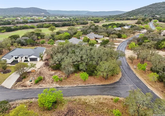3rd image of 10 Lazy Day, Concan, TX 78838 | MLS# 1993132