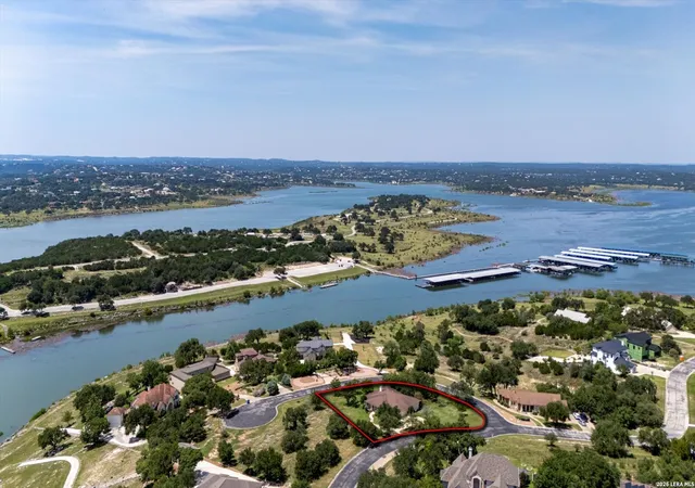 Photo 2 of Sale Pending at 1443 Kings Cvs Dr, Canyon Lake, TX 78133 | MLS# 1993148 | Listing updated on 2026-08-20