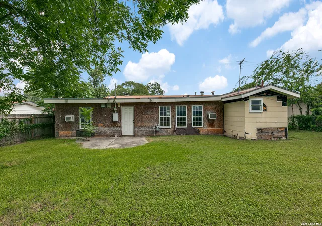 Homes for sale in San Antonio, TX | 518 Hillwood, San Antonio, TX 78213 | MLS# 1993177